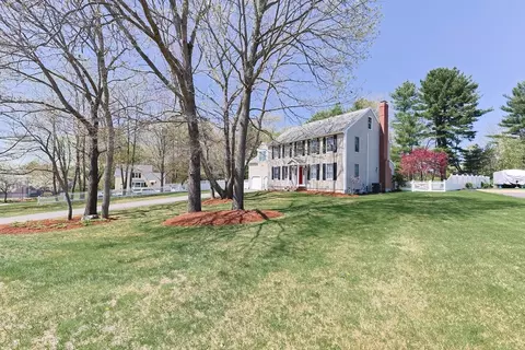 Exterior - 16 Jasons Path, Walpole, MA 02081 photo 3 of 5