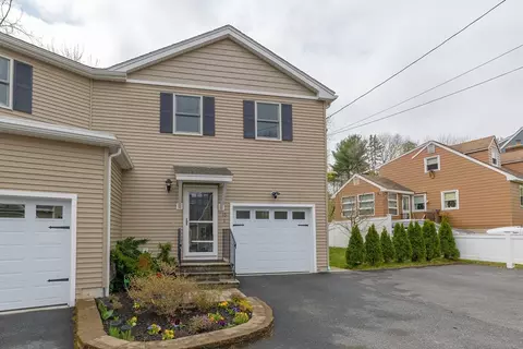 13 W Dexter Ave #1, Woburn, MA 01801