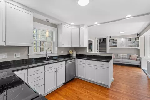 Kitchen - 2 Lantern Ln, Weston, MA 02493 photo 1 of 2