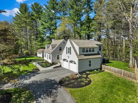 Exterior - 2 Lantern Ln, Weston, MA 02493 photo 3 of 4