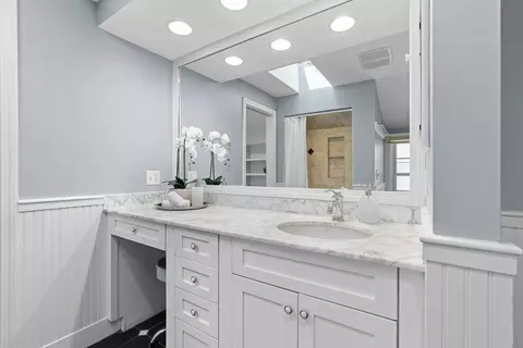 Bath - 2 Lantern Ln, Weston, MA 02493 photo 1 of 3