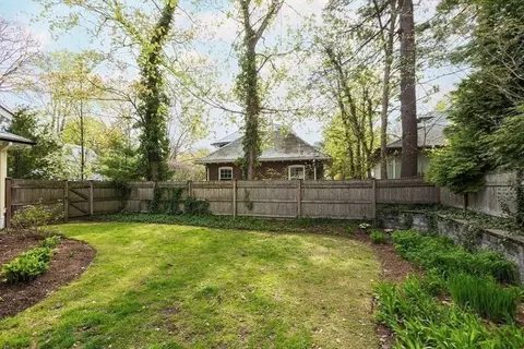 111 Salisbury Rd, Brookline, MA 02445 photo 28