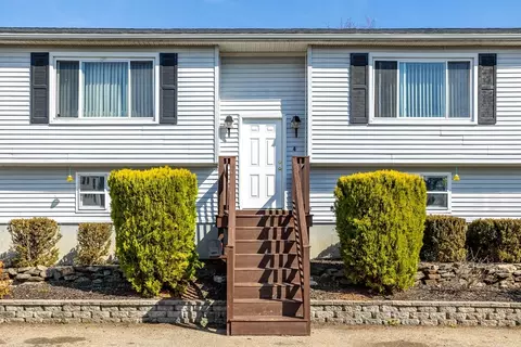 4 Violet Ave, Southbridge, MA 01550