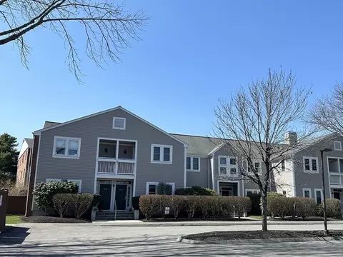 423 Neponset St #A, Norwood, MA 02062