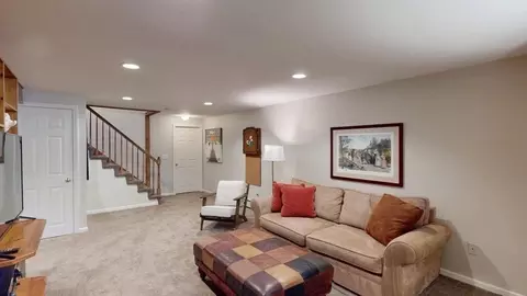 4 Oak Dr, Upton, MA 01568 photo 33