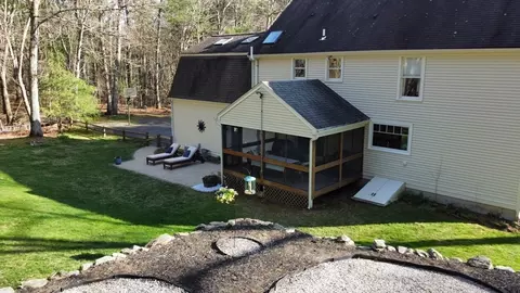 4 Oak Dr, Upton, MA 01568 photo 40