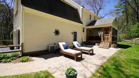 4 Oak Dr, Upton, MA 01568 photo 41