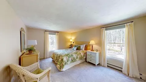 4 Oak Dr, Upton, MA 01568 photo 28