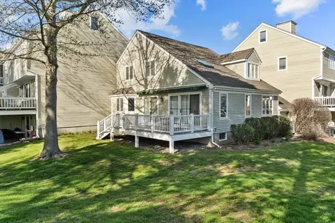 14 Abington St #14, Danvers, MA 01923