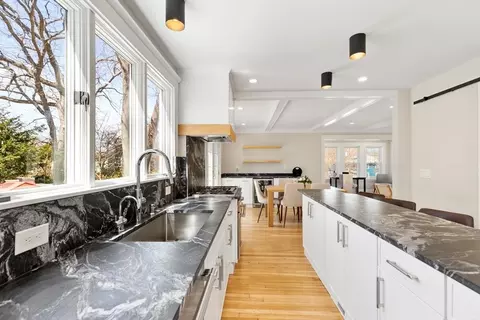 46 Bothfeld, Newton, MA 02459 photo 6
