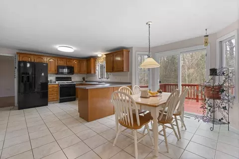 5 Eileen Rd, Norton, MA 02766 photo 5