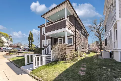 6 Newburg St # -8, Roslindale, MA 02131