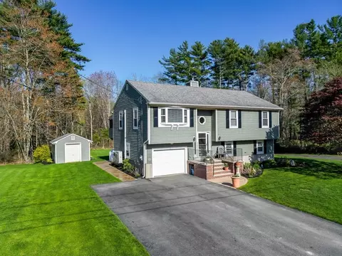 12 Elderberry, Acushnet, MA 02743