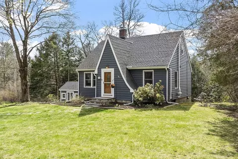 71 Tahattawan Rd, Littleton, MA 01460