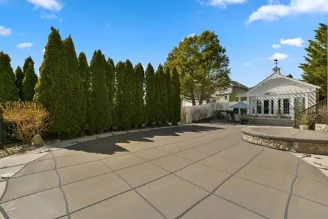 Exterior - 21 Beacon Rd, Hull, MA 02045 photo 6 of 10