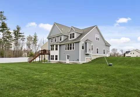 3 Pond Cir, Pepperell, MA 01463 photo 5