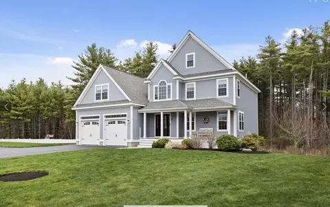 3 Pond Cir, Pepperell, MA 01463