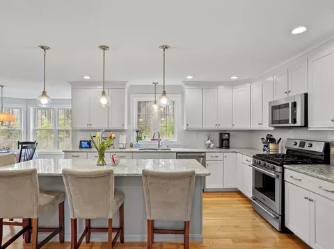 3 Pond Cir, Pepperell, MA 01463 photo 7