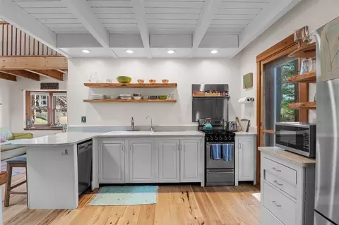 353 Concord St, Gloucester, MA 01930 photo 7