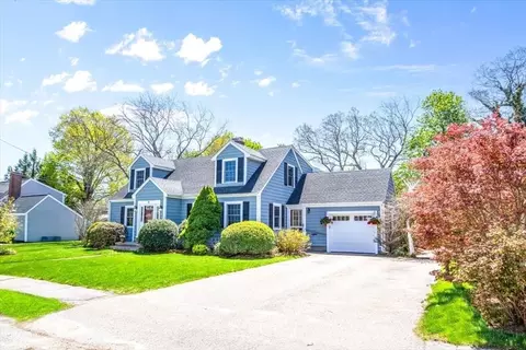 14 Tudor Rd, Needham, MA 02492 photo 2