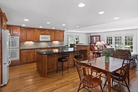 14 Tudor Rd, Needham, MA 02492 photo 5