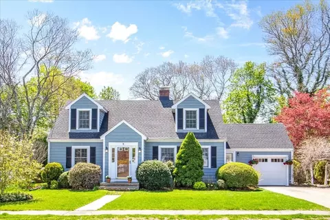 14 Tudor Rd, Needham, MA 02492