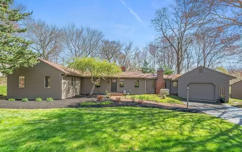 9 Locust, Cohasset, MA 02025