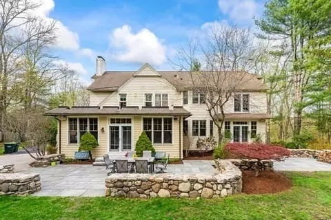 3 Drumlin Rd, Weston, MA 02493 photo 3