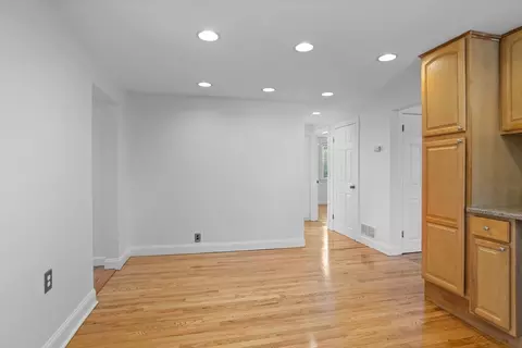 203 E Lothrop St, Beverly, MA 01915 photo 8