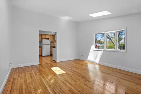 203 E Lothrop St, Beverly, MA 01915 photo 6