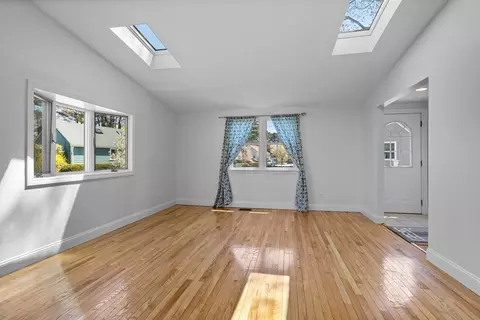 203 E Lothrop St, Beverly, MA 01915 photo 14