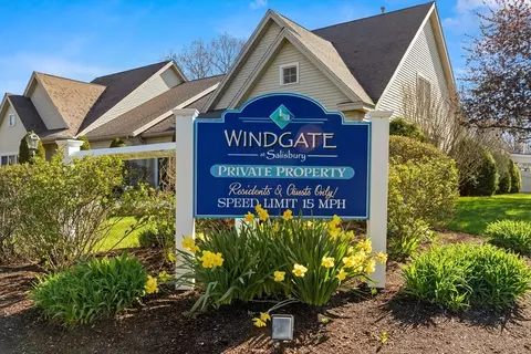 135 Beach Rd #B204, Salisbury, MA 01952