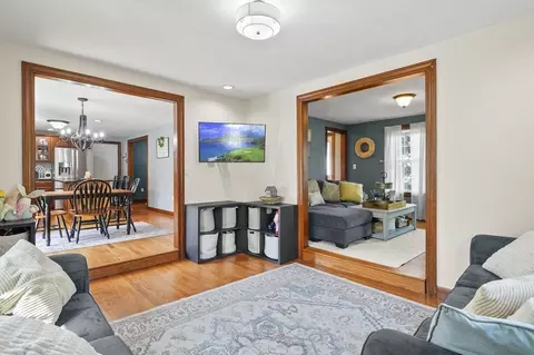 10 Matteo St, Worcester, MA 01606 photo 12
