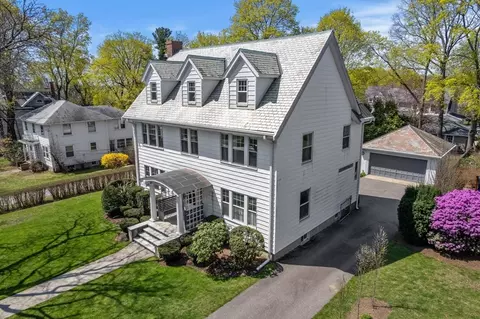 128 Russell Ave, Watertown, MA 02472