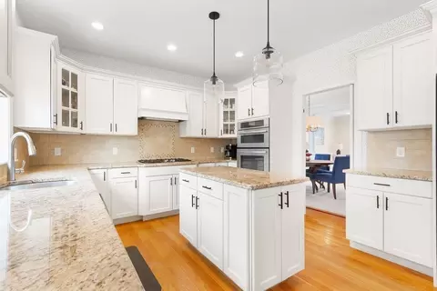 80 N Hill Ave, Needham, MA 02492 photo 8