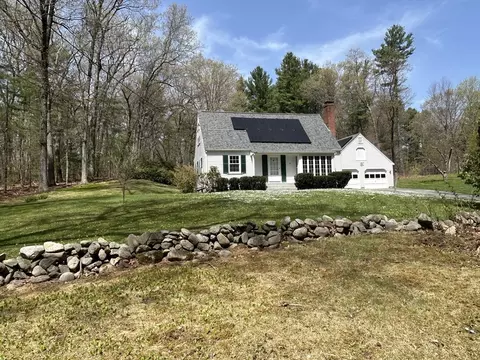 35 Lakeshore, Boxford, MA 01921