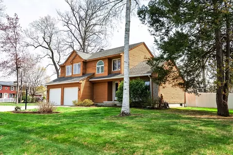 7 Marla Pl, Agawam, MA 01001