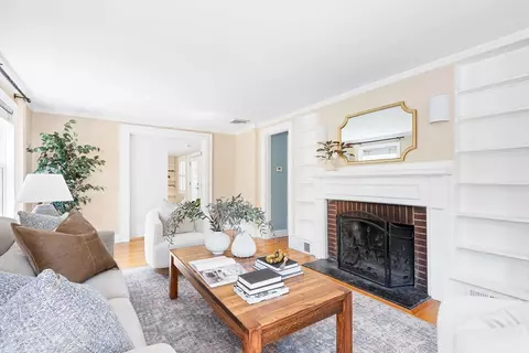 Living - 587 Greendale Ave, Needham, MA 02492 photo 2 of 5