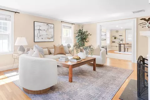 Living - 587 Greendale Ave, Needham, MA 02492 photo 3 of 5