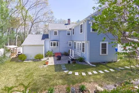 Exterior - 587 Greendale Ave, Needham, MA 02492 photo 6 of 8