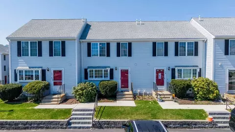 2697 Cranberry Hwy #33, Wareham, MA 02571
