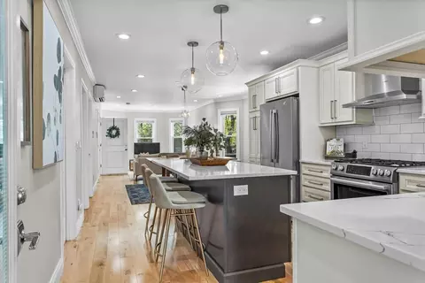 11 Eliot St #2, Boston, MA 02130
