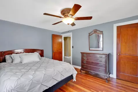 48 Oregon St, Springfield, MA 01118 photo 11