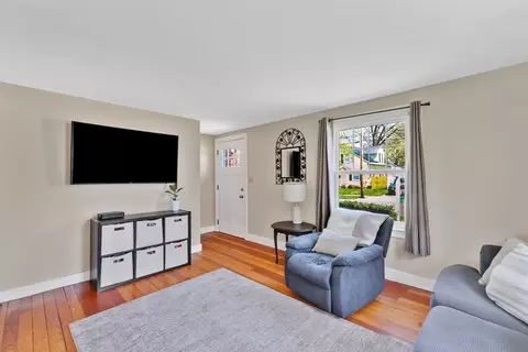 48 Oregon St, Springfield, MA 01118 photo 21