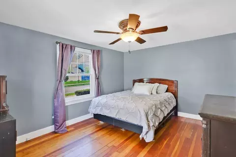 48 Oregon St, Springfield, MA 01118 photo 10