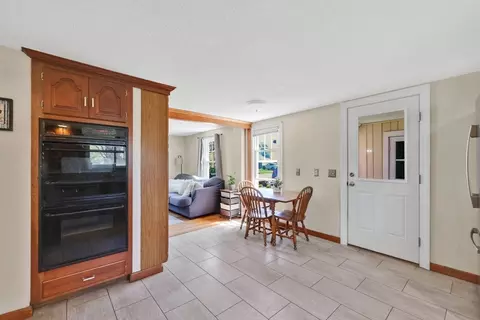 48 Oregon St, Springfield, MA 01118 photo 19