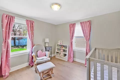48 Oregon St, Springfield, MA 01118 photo 12