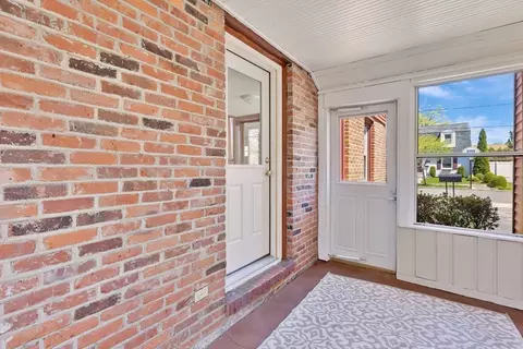 48 Oregon St, Springfield, MA 01118 photo 16