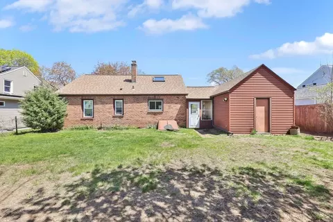 48 Oregon St, Springfield, MA 01118 photo 5