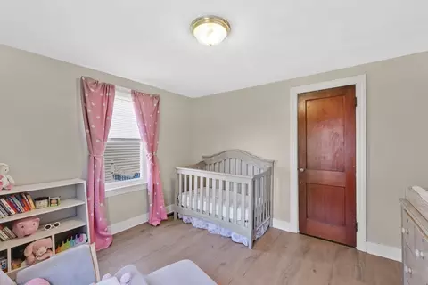48 Oregon St, Springfield, MA 01118 photo 13